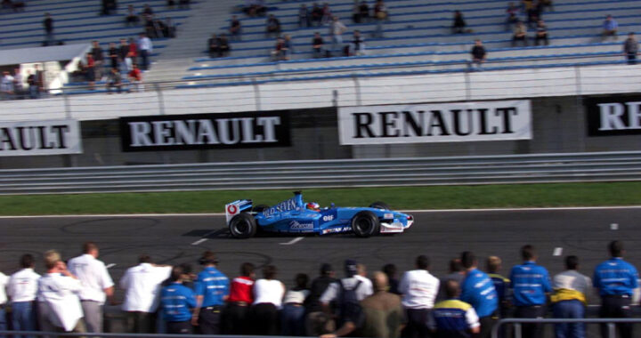 Fernando Alonso piloto de pruebas Renault en 2002